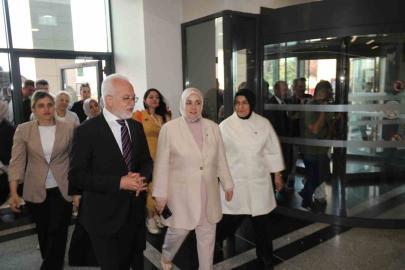 AK Parti İstanbul Milletvekili Ercan, orman yangınında yaralanan personeli hastanede ziyaret etti