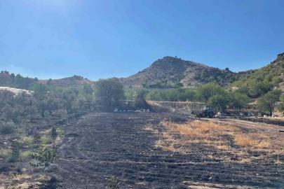 Sarıcakaya’daki ot yangını ormana sıçramadan söndürüldü