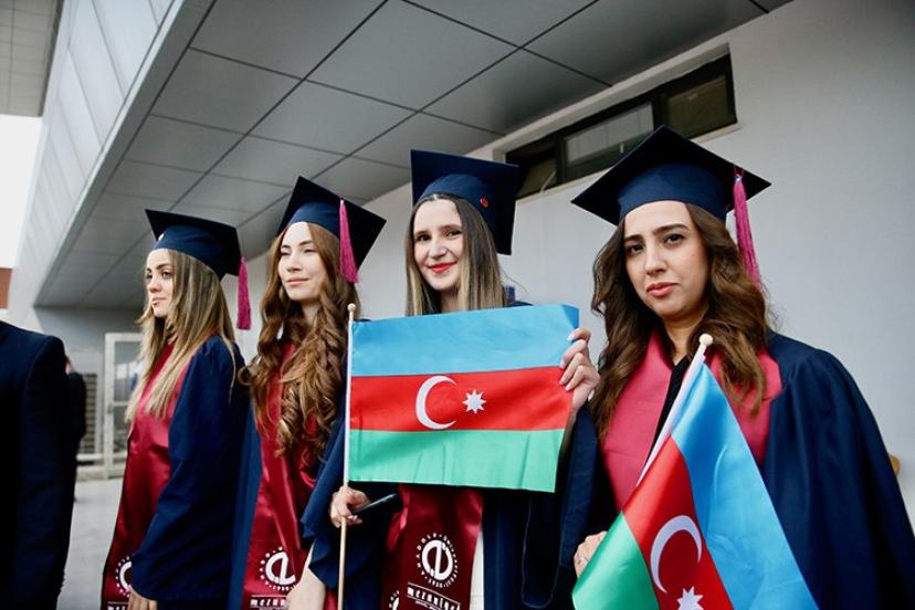 Anadolu Üniversitesi Bakü’de mezuniyet töreni düzenleyecek