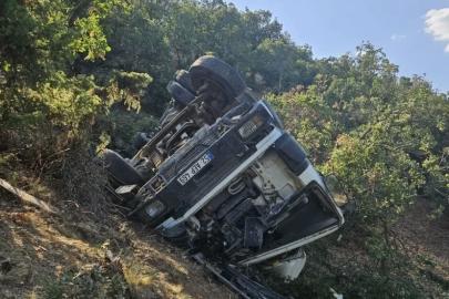 Beton mikseri şarampole yuvarlandı: 1 yaralı