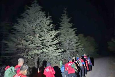 Dorlion Arama Kurtarma ekibi meteor yağmurunu zirveden izledi