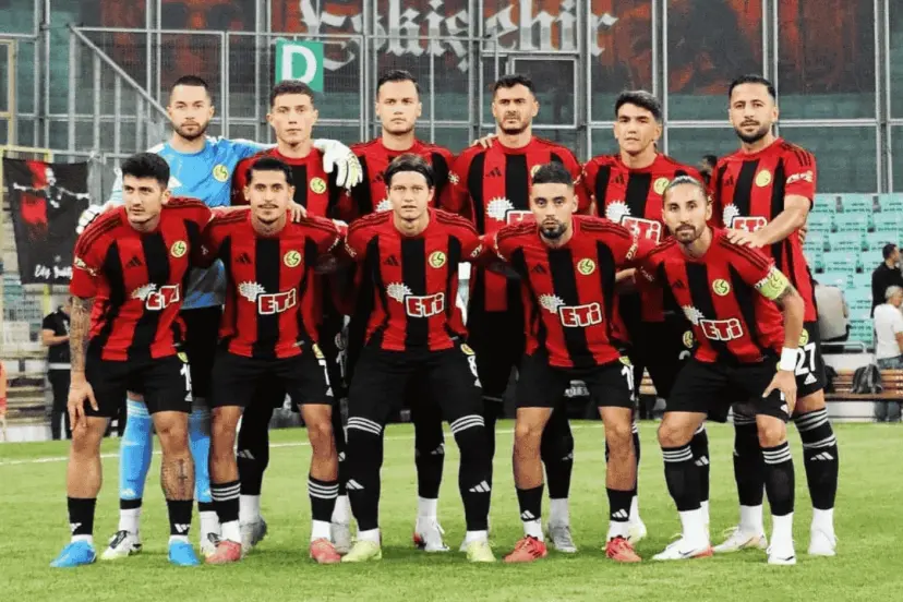 Futbol Şöleni Geliyor: Eskişehirspor – Konyaspor Özel Maçı