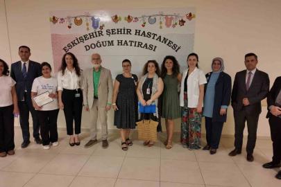 Hekimler ve birim çalışanlarına teşekkür belgesi