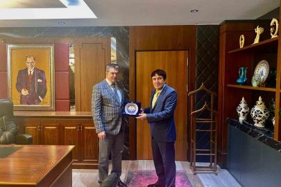 Kızılelma Turan Derneği’nden Odunpazarı Kaymakamı Ömer Ulu’ya Teşekkür Plaketi