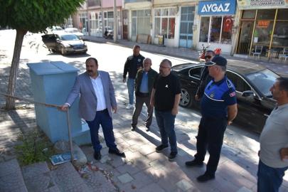 İNÖNÜ’DE OKULLAR CADDESİ YENİLENİYOR, METRUK BİNA YIKILDI!