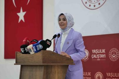 ESKİŞEHİR’DE YAŞLILIK ÇALIŞTAYI! BAKAN GÖKTAŞ’TAN ÇARPICI UYARILAR!