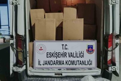 ESKİŞEHİR’DE KAÇAK TÜTÜN OPERASYONU: 1 TONU AŞAN TÜTÜN ELE GEÇİRİLDİ!