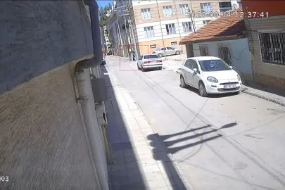 Çocuğun pencereden attığı altın kutu kayıplara karıştı!