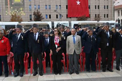 Gaziler Günü Vali Aksoy ve Ayşe Ünlüce'nin katılımıyla törenle kutlandı!