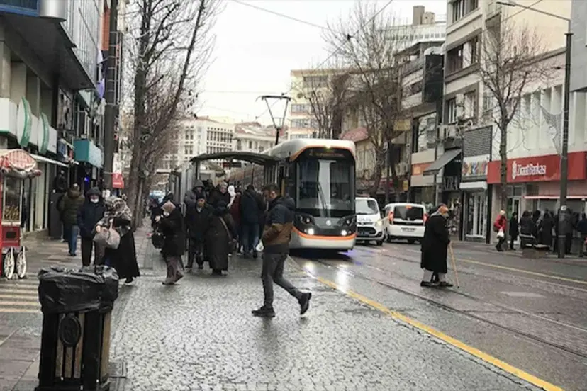 Eskişehir’de Sıcak Hava Bitiyor: Meteoroloji’den Yeni Uyarı!