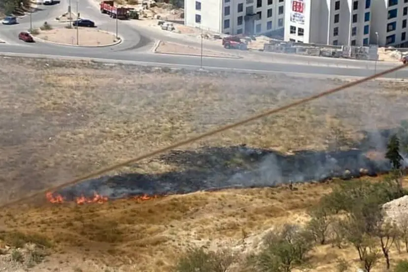 Karapınar’da boş arazide yangın paniği