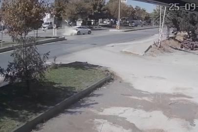 Eskişehir'de feci kaza, metrelerce savruldu!