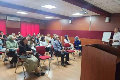 Tütün bağımlılığı tedavisi eğitimi düzenlendi