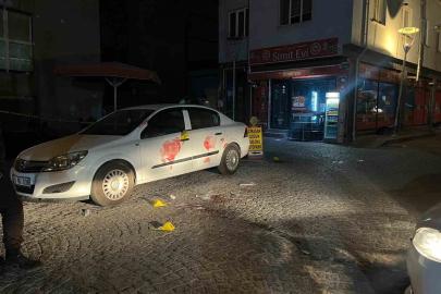 İSTİKLAL MAHALLESİ’NDE KANLI TARTIŞMA!