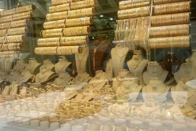 51 Yıl Sonra Bir İlk: Kuyumcular Altın Satmıyor!