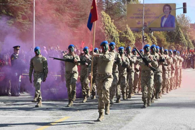 Jandarma’dan nefes kesen 29 Ekim gösterisi