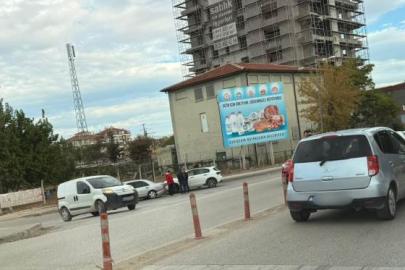 Sümer Köprüsü’nde Zincirleme Kaza: 5 Araç Birbirine Girdi!