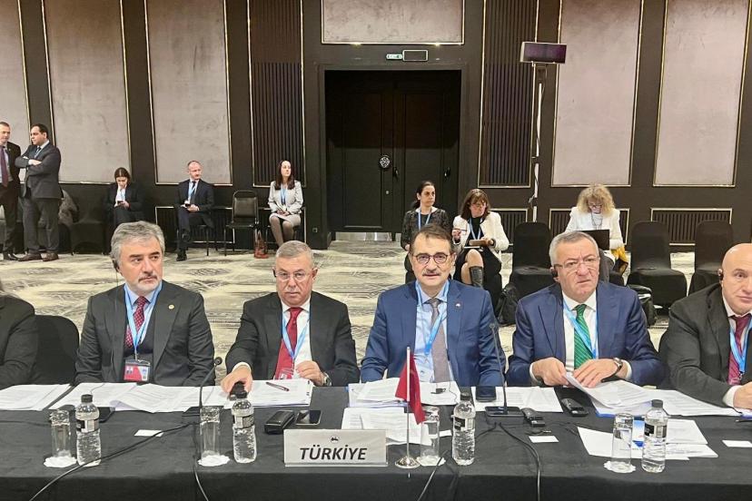 Dönmez Sofya'da önemli müzakerelere katıldı