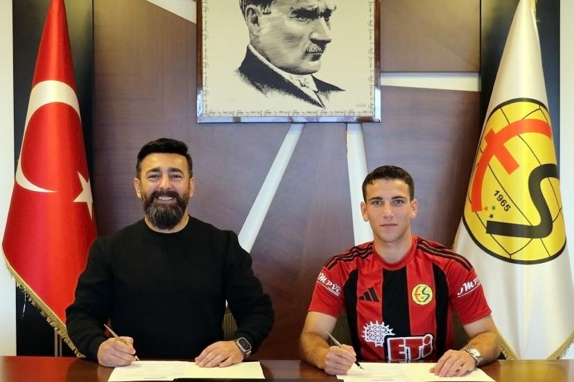 Es Es Hücuma Genç Takviye Yaptı