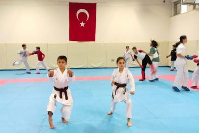 Genç karateciler kış okulunda güçleniyor