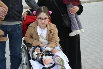 Minik Zeynep’in Okulda Asansör Çağrısı