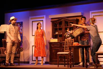 Şehir Tiyatroları "Kendime Kıyamam" ile Sahnede