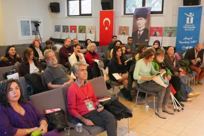 Şiir Dinletileriyle Son Buldu: Eskişehir'de 16 Şair, Şiirle Güç Almaya Çağırdı!