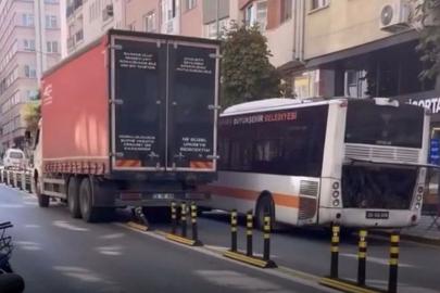 Atatürk Bulvarı’ndaki dubalar kalktı, tepkiler dinmedi