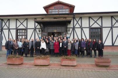 Başkan Ünlüce Kent Konseyi temsilcileriyle bir arada