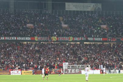 Eskişehirspor ve Karşıyaka  PFDK’ya sevk edildi!