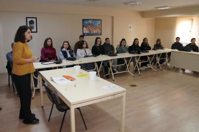 Gençler İçin Çeşitli Atölye Çalışmaları Gerçekleştirildi