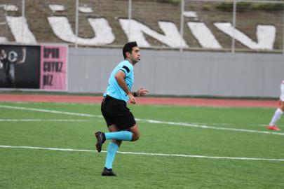 Hakem yönetimi isyan ettirdi!