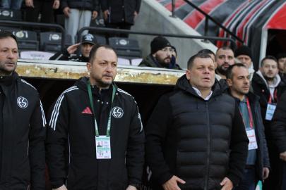 Şapcı’dan taraftara söz: Vazgeçmek yok