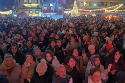 Yılbaşı pazarına yoğun ilgi