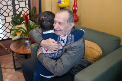 Deneyimli Vatandaşlar Yeni Yılı Miniklerle Kutladı