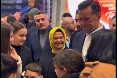 Bayramlaşma Programında Bir Araya Geldiler! Ayşen Gürcan Eskişehir Teşkilatıyla Buluştu