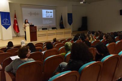 Ses Hijyeni Eğitimi Dünya Ses Günü Kapsamında Gerçekleştirildi