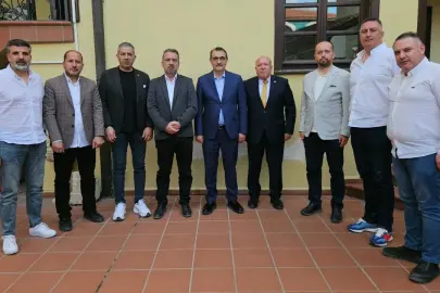 AK Parti Eskişehir Milletvekili Dönmez: "Meclis Üyelerimizin Yanındayız"