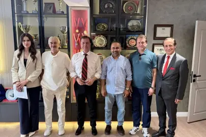 Sanatçı Orhan Hakalmaz Medya 26 Grup'u Ziyaret Etti