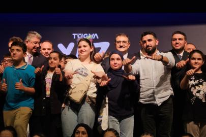 TÜGVA Eskişehir Yaz Okulu Tanıtıldı, Fatih Dönmez’den Gençlere “Dijital Bağımlılık” Uyarısı