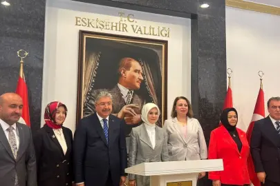 Aile ve Sosyal Hizmetler Bakanı Mahinur Özdemir Göktaş Eskişehir'de