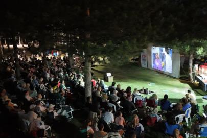 Eskişehir'de açık hava sinema geceleri temmuz boyunca sürecek