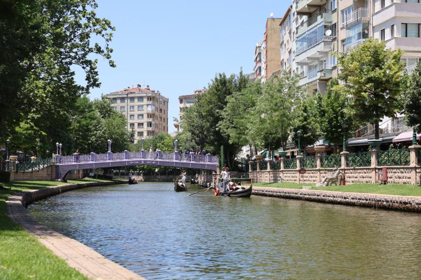 Eskişehir Büyükşehir Belediyesi’nden Aşırı Sıcak Uyarısı