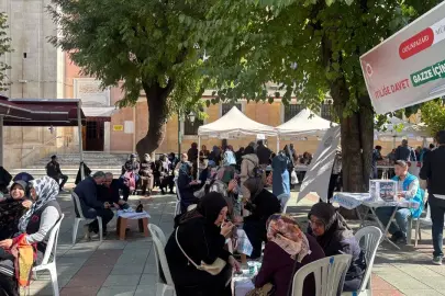 Eskişehir’den Filistin’e Gönül Köprüsü: Hayır Çarşısı Açıldı!